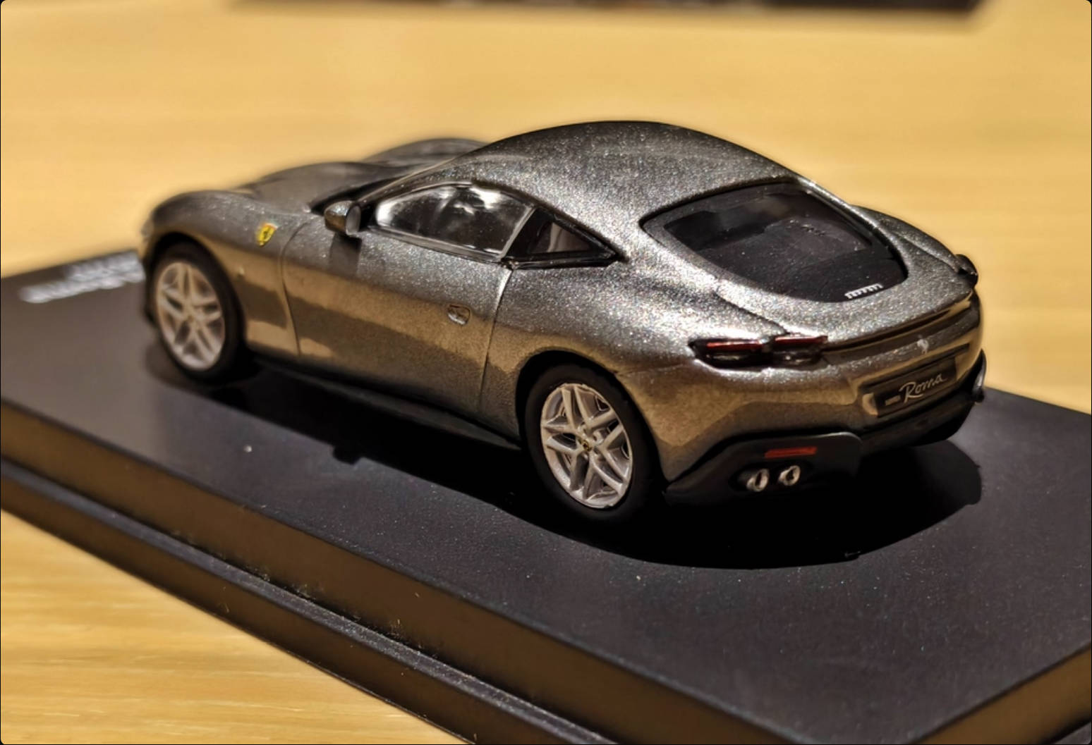 Car in Magazine 1:64 Scale Cen - Magazines 评论和价格